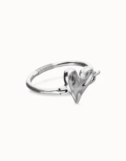 Bangle bracelet with heart detail