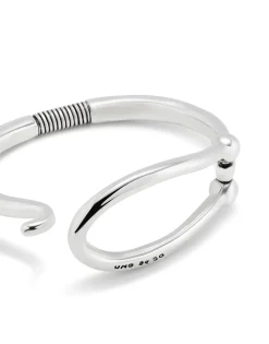 Bangle bracelet with large link