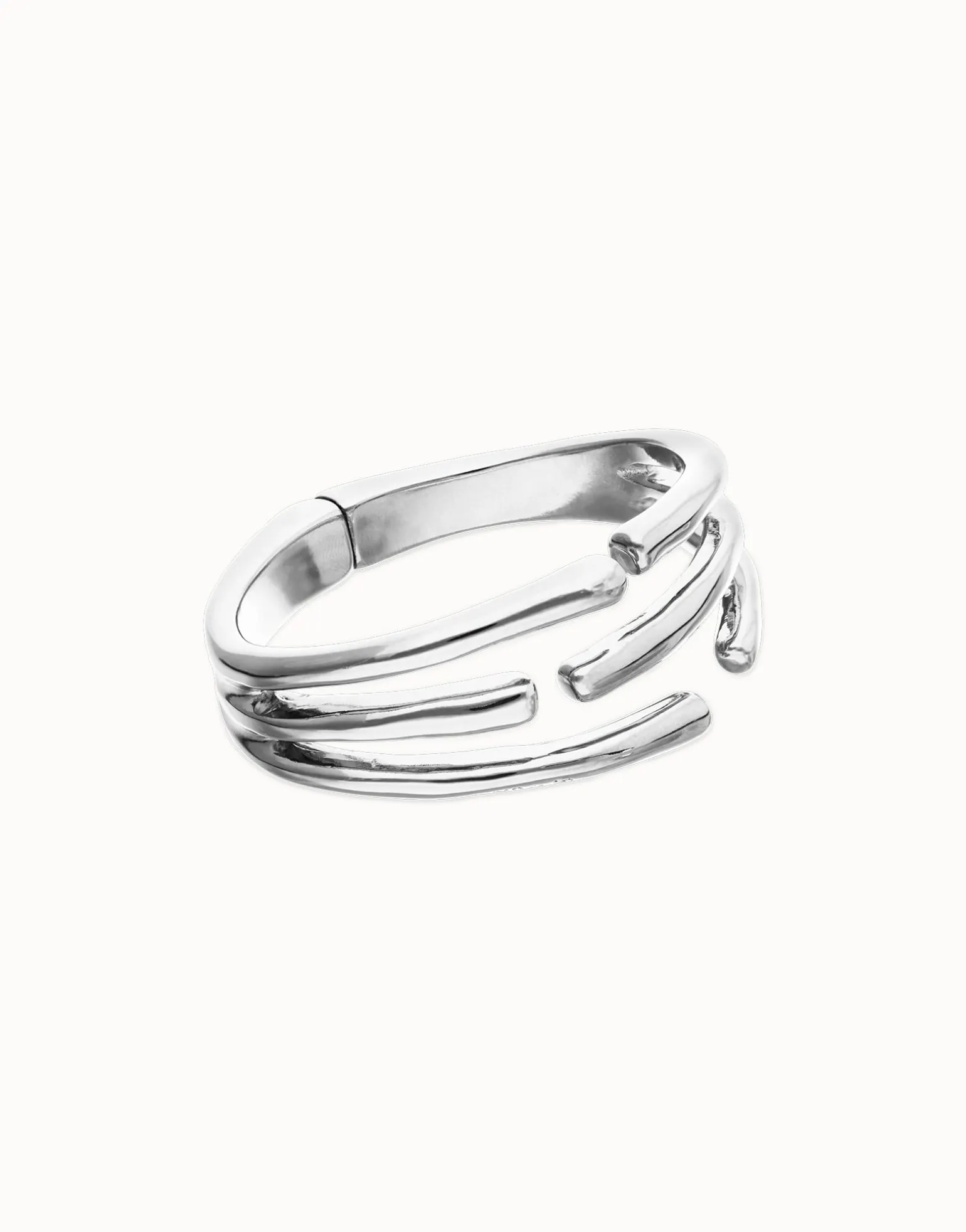 Bangle bracelet with multiple intertwined organic shapes