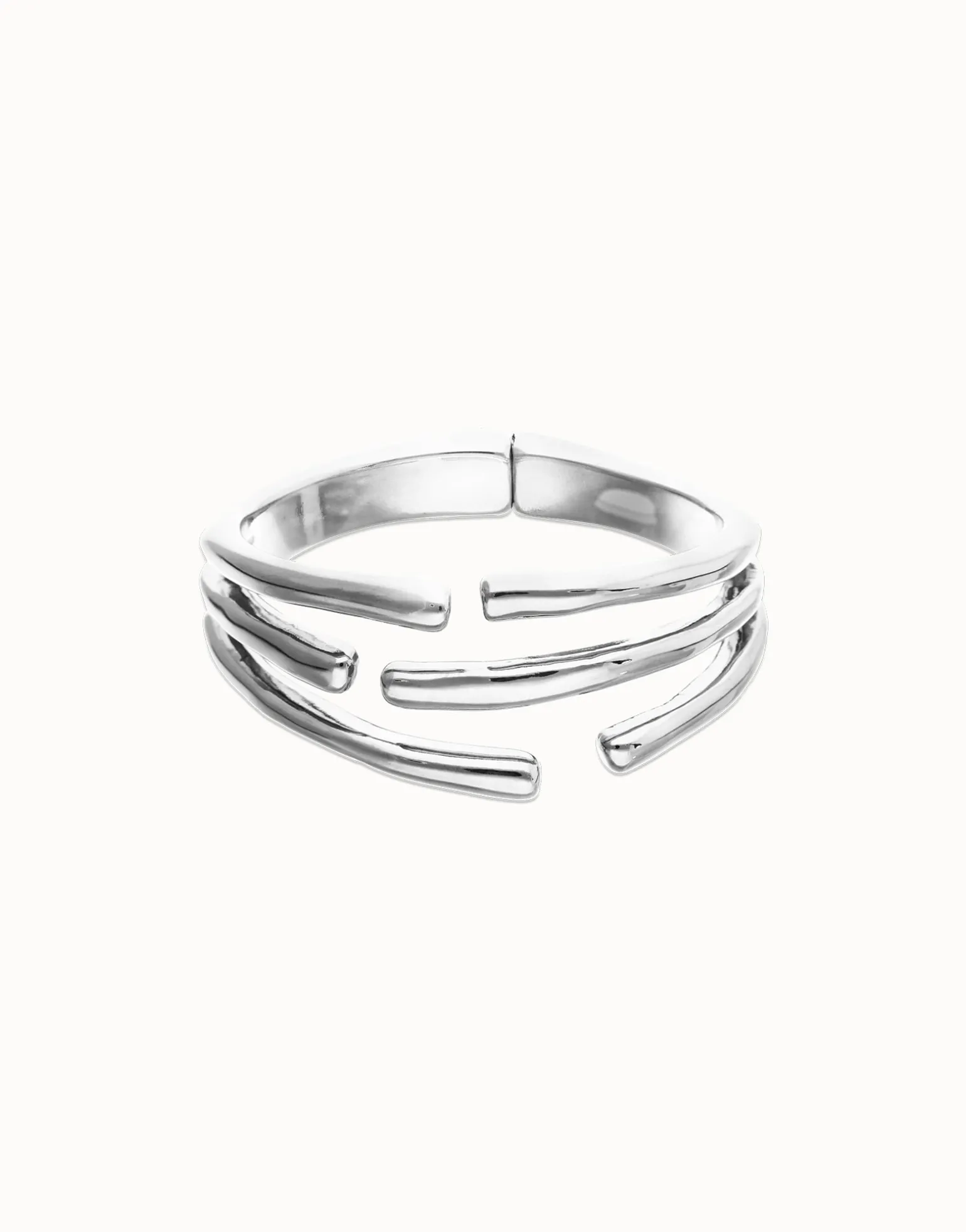 Bangle bracelet with multiple intertwined organic shapes