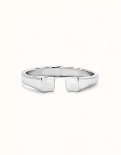 Bangle bracelet with square shape
