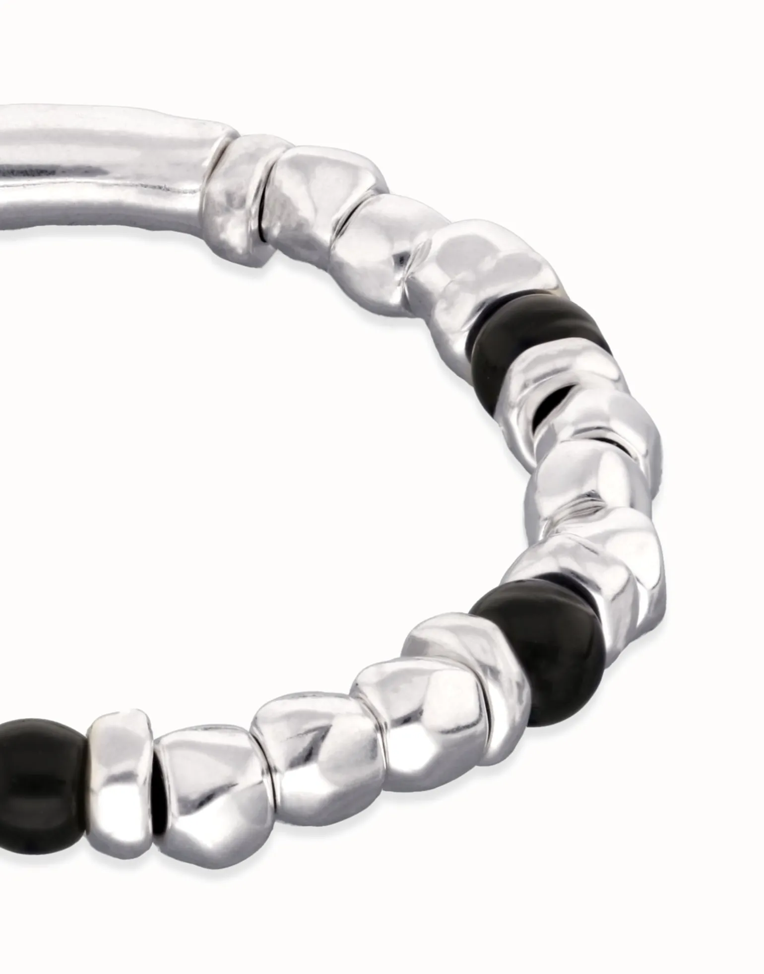Beaded bracelet with silver and black Murano glass beads