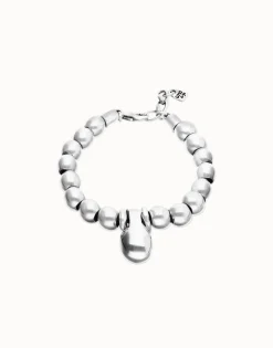 Beaded bracelet with small and large beads