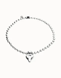 Bead necklace with heart detail