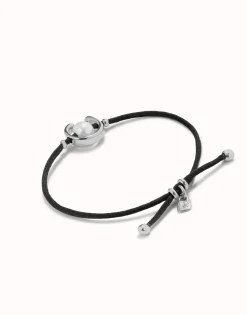 Black cord bracelet with a pearl