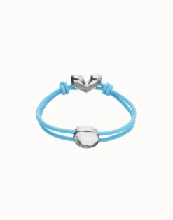 Blue elastic thread bracelet with heart