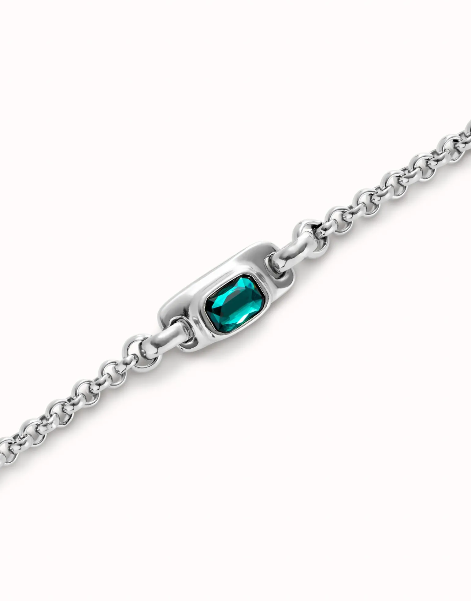 Chain bracelet with green crystal