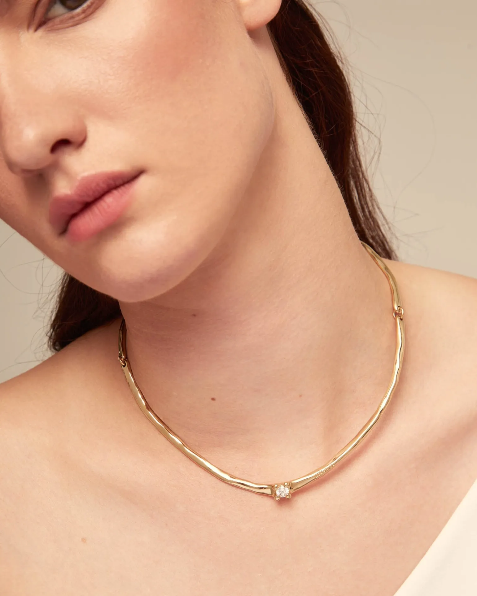 Choker necklace with white cubic zirconia