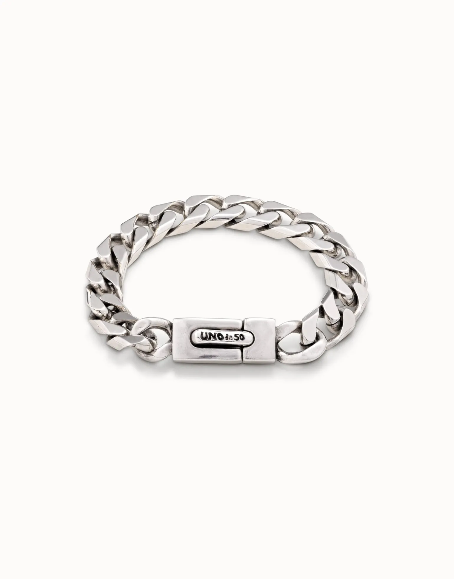 Cuban curb link chain bracelet