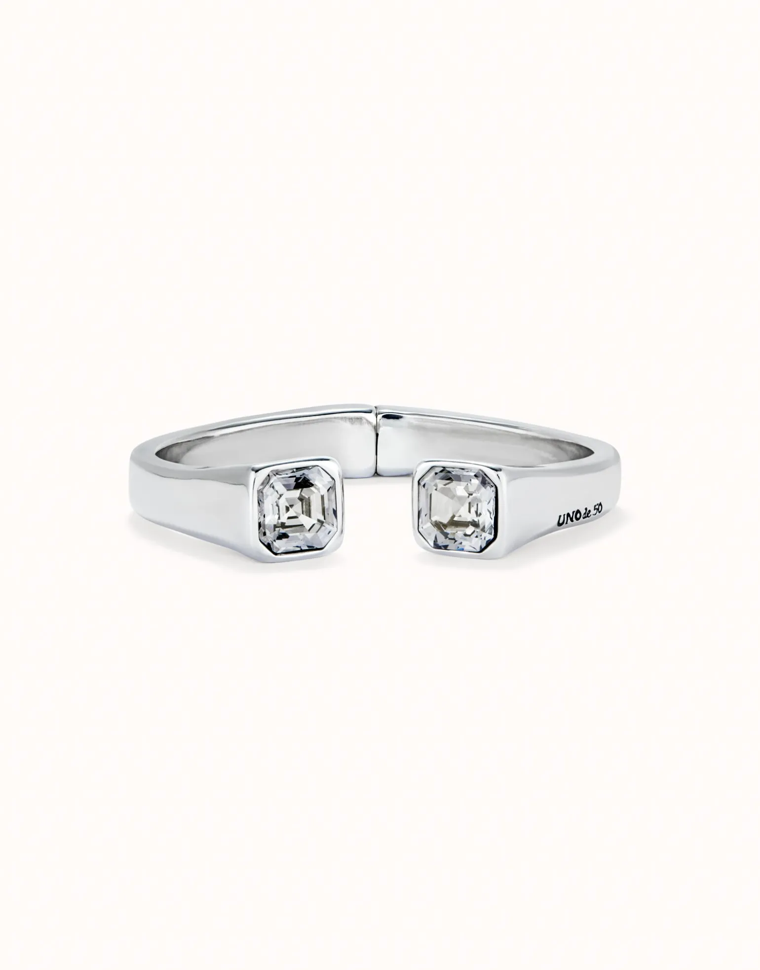 Cuff bracelet with white crystal