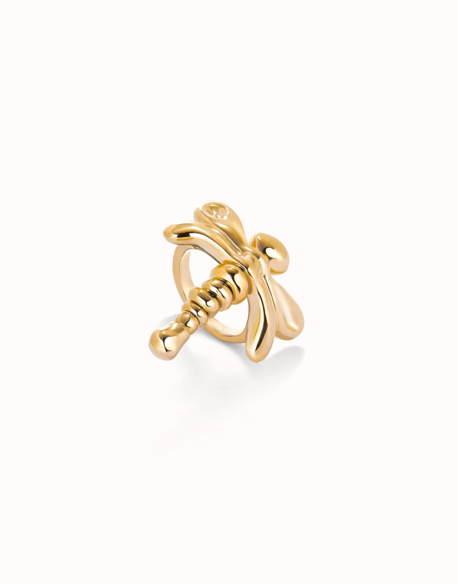Dragonfly shape ring