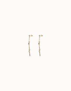 Drop eearrings with the iconic UNOde50 nail