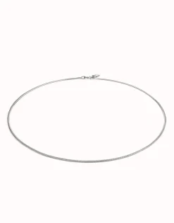 Flat chain charm necklace
