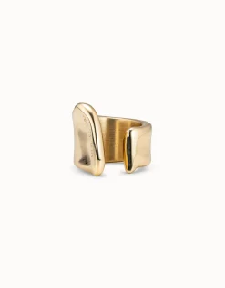 Large open ring