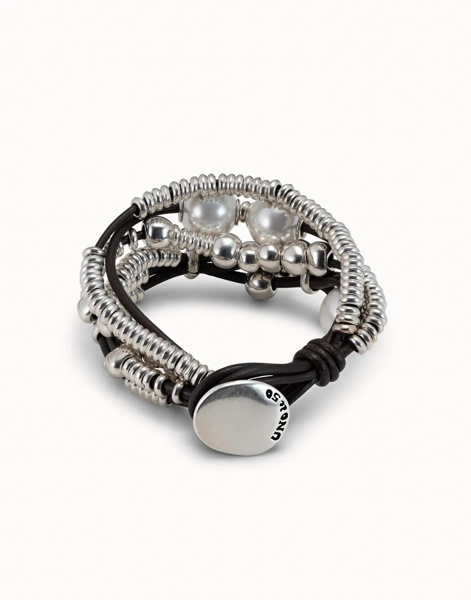 Leather beaed bracelet with pearls
