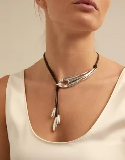 Leather necklace with fringes with drops