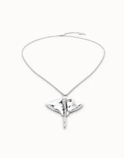 Long chain pendant necklace with manta ray