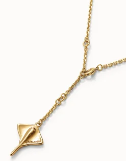 Long chain pendant necklace with manta ray
