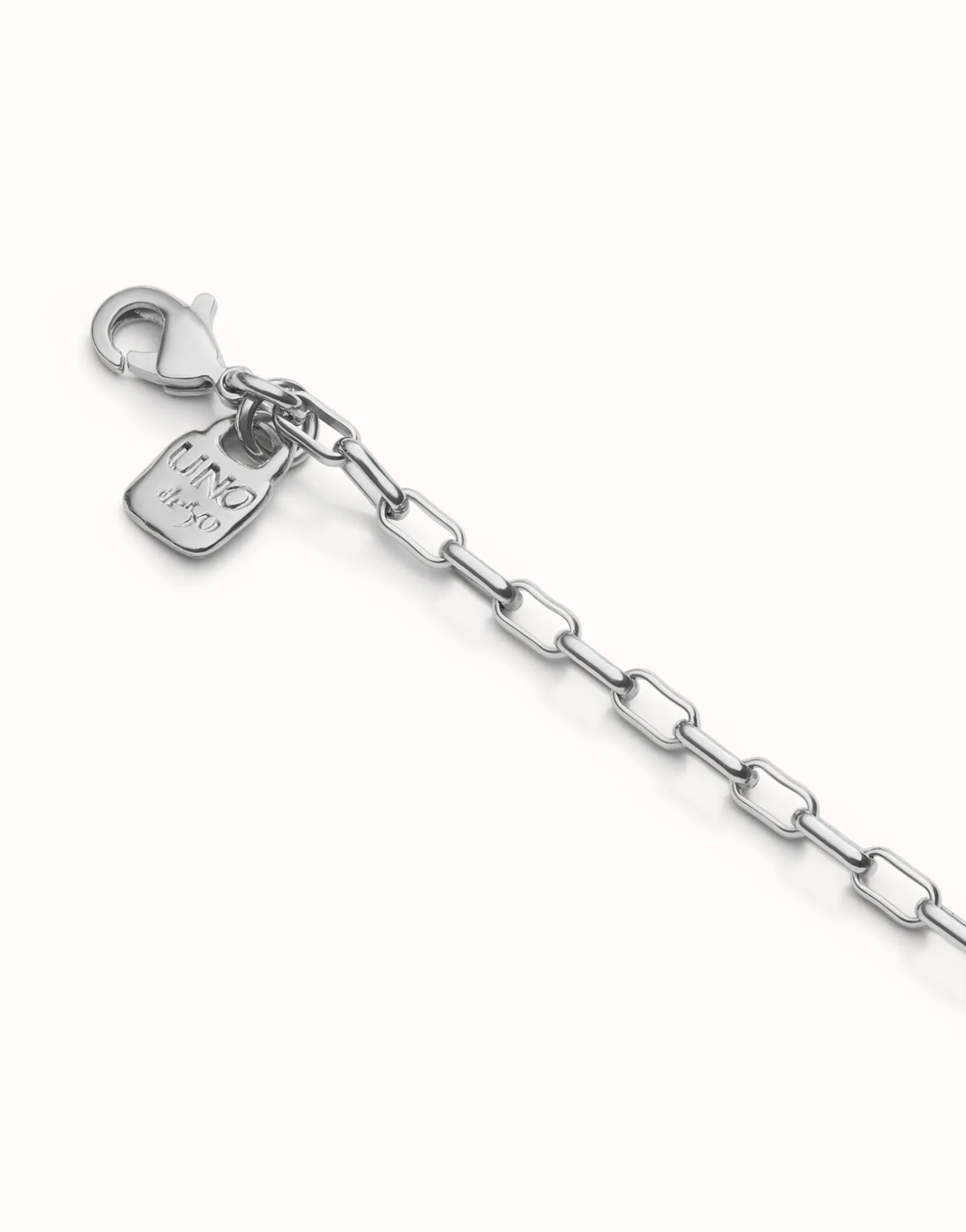 Long link chain necklace