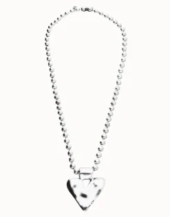 Long necklace with beads and heart detail