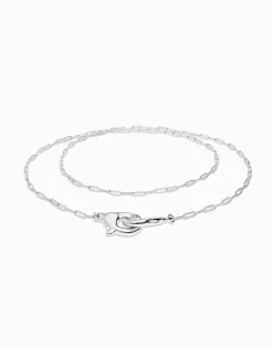 Long necklace with interlocking carabiner