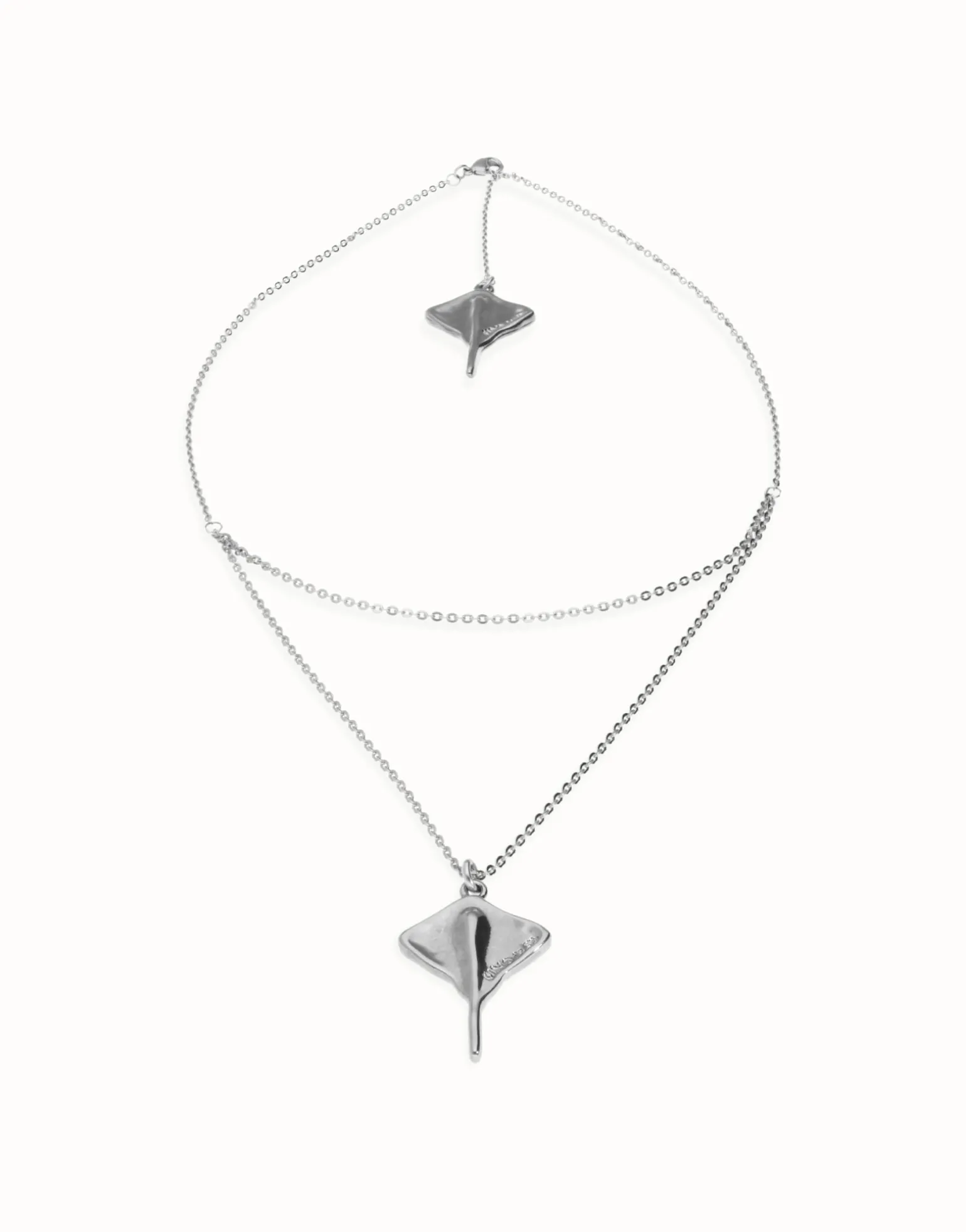 Multi strand chain necklace with manta ray