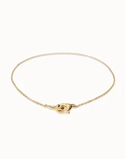 Necklace with interlaced carabiner detail
