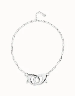 Necklace with large interlocking snap hook