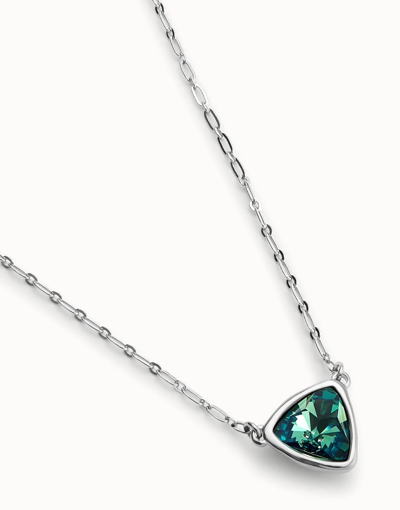 Pendant chain link necklace with green crystal