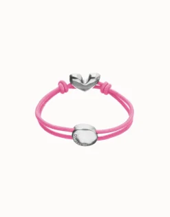 Pink elastic thread bracelet with heart charm