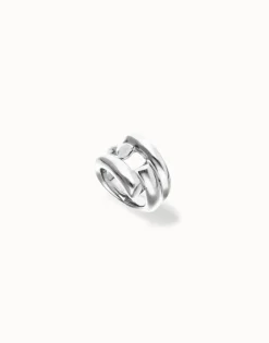 Ring with four intertwined organic shapes