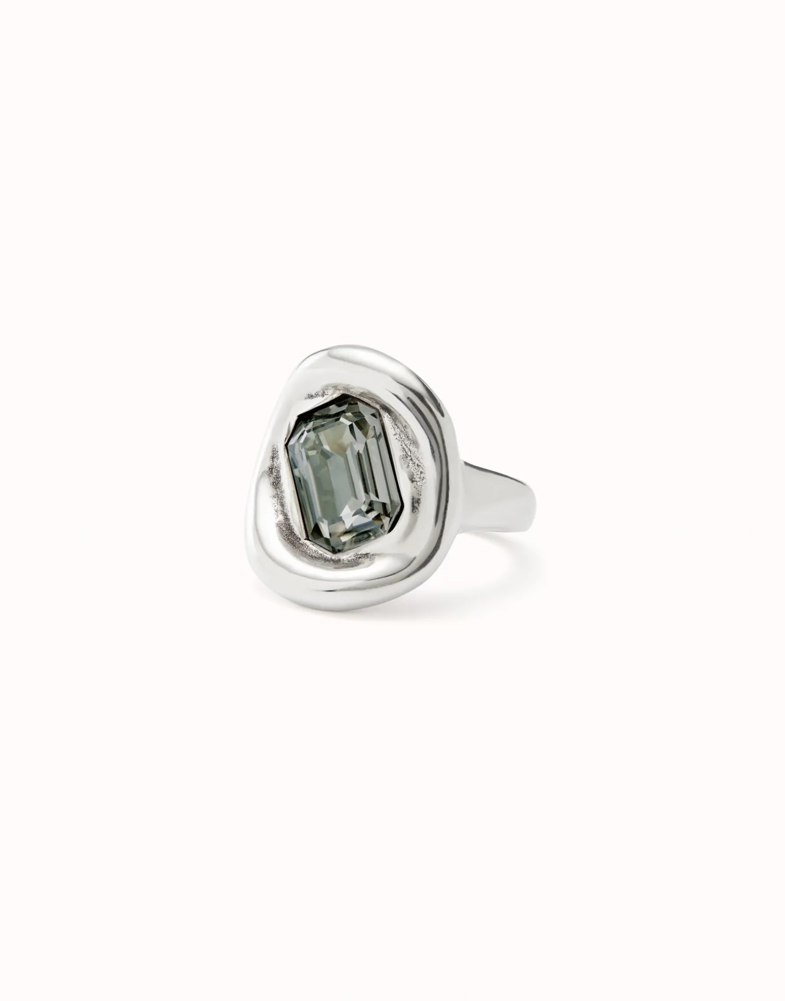 Ring with grey crystal