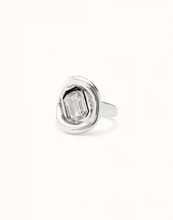 Ring with white crystal