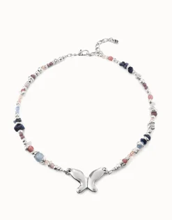 Short beaded necklace with butterfly