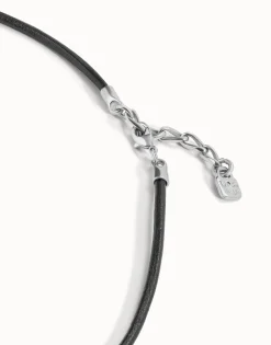 Short leather charm necklace