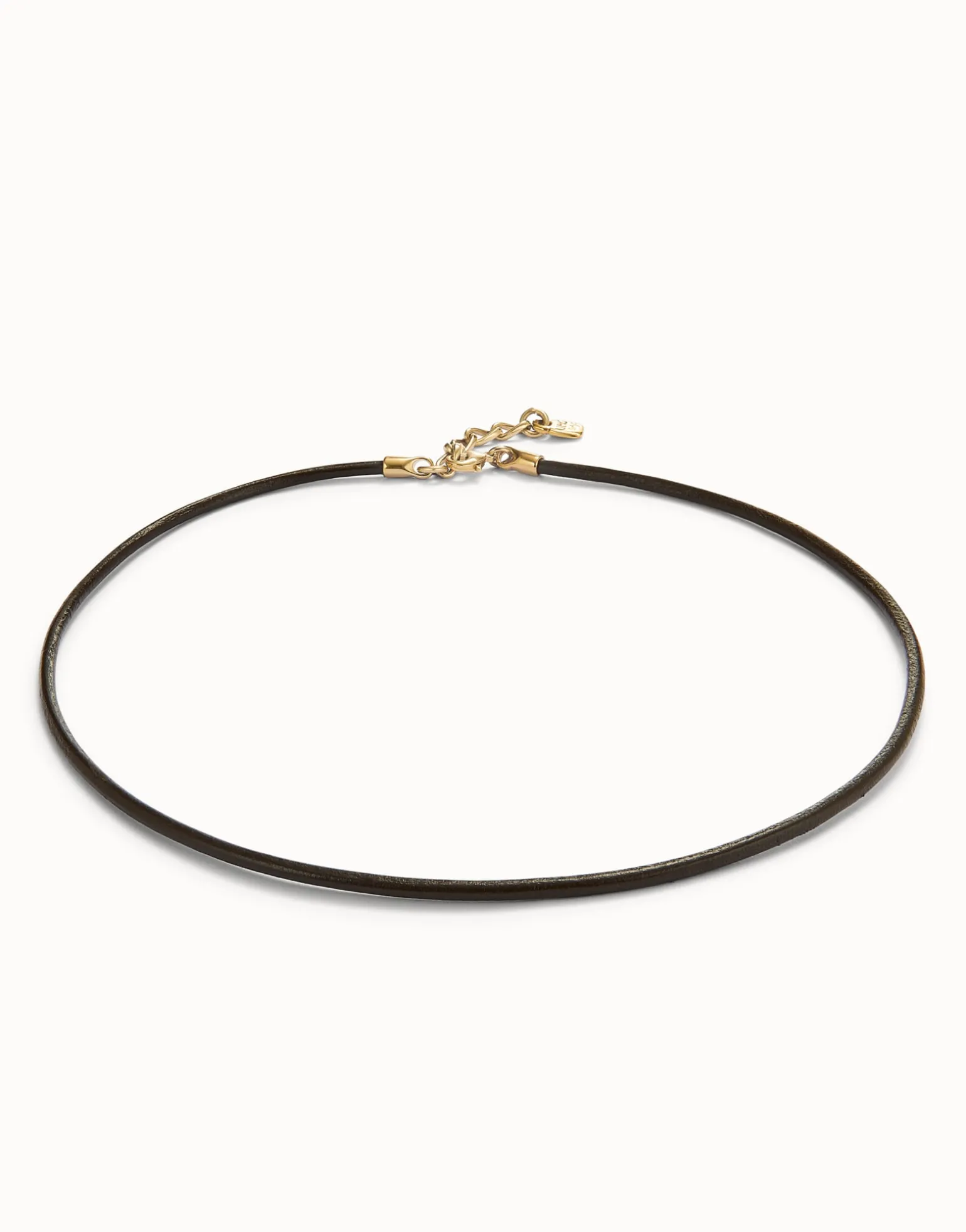 Short leather charm necklace