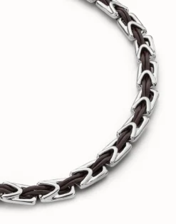 Short leather necklace with links