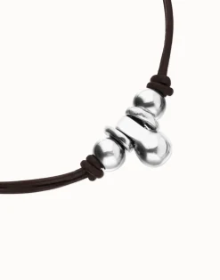 Short leather necklace with three spheres