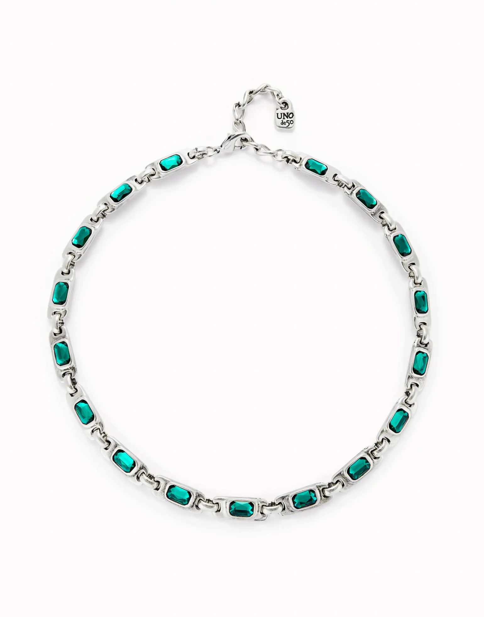 Short necklace with green crystals
