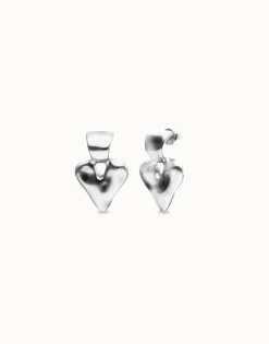 Small heart stud earrings