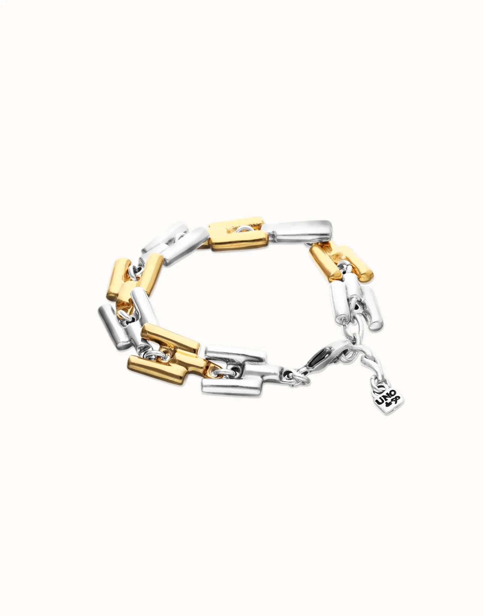 Square links chain bracelet