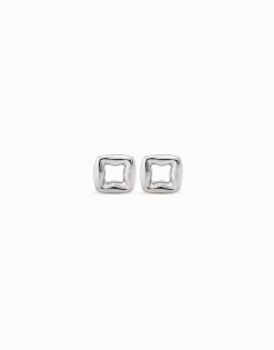 Square stud earrings
