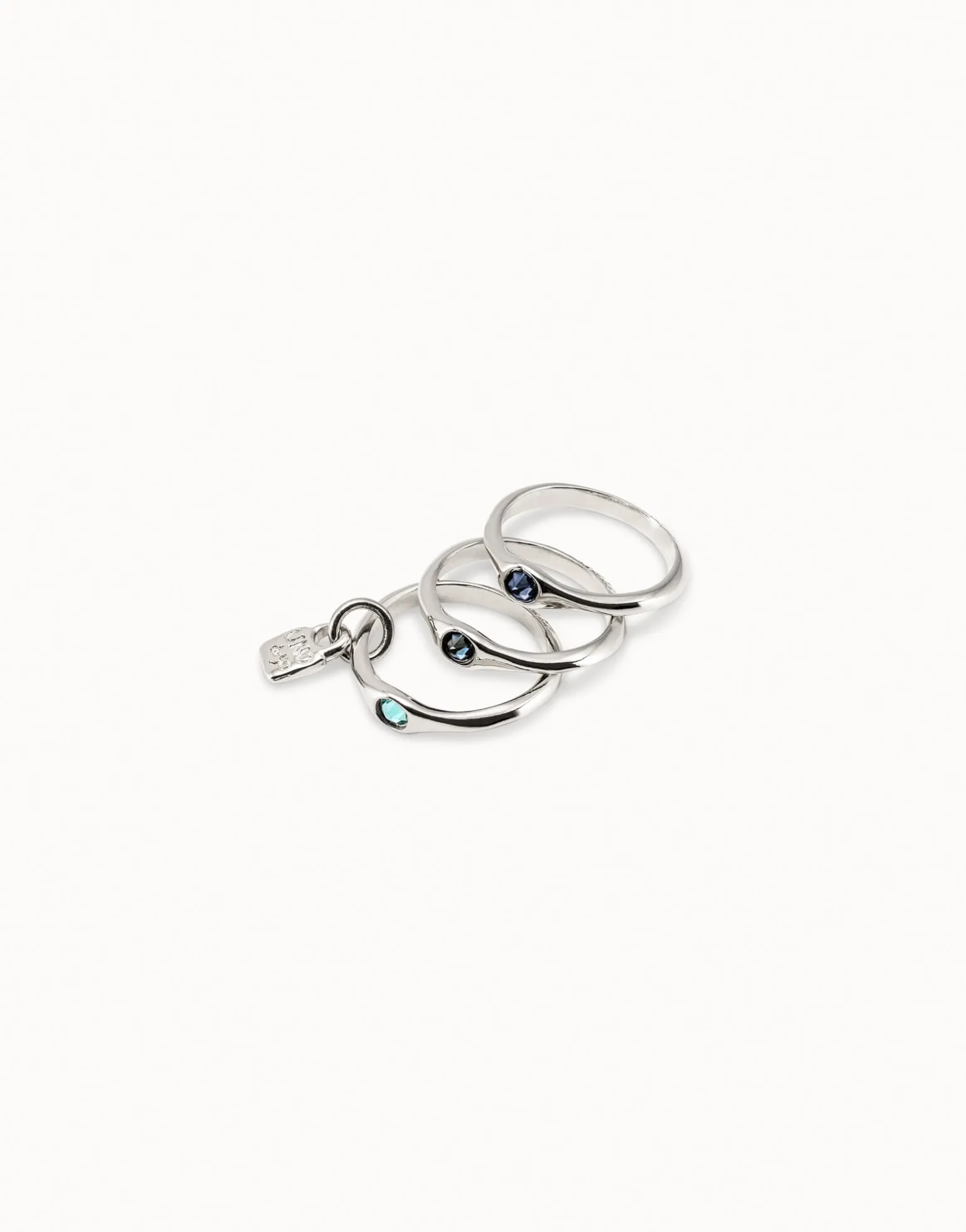Triple ring with blue crystals