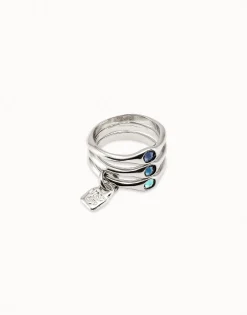 Triple ring with blue crystals