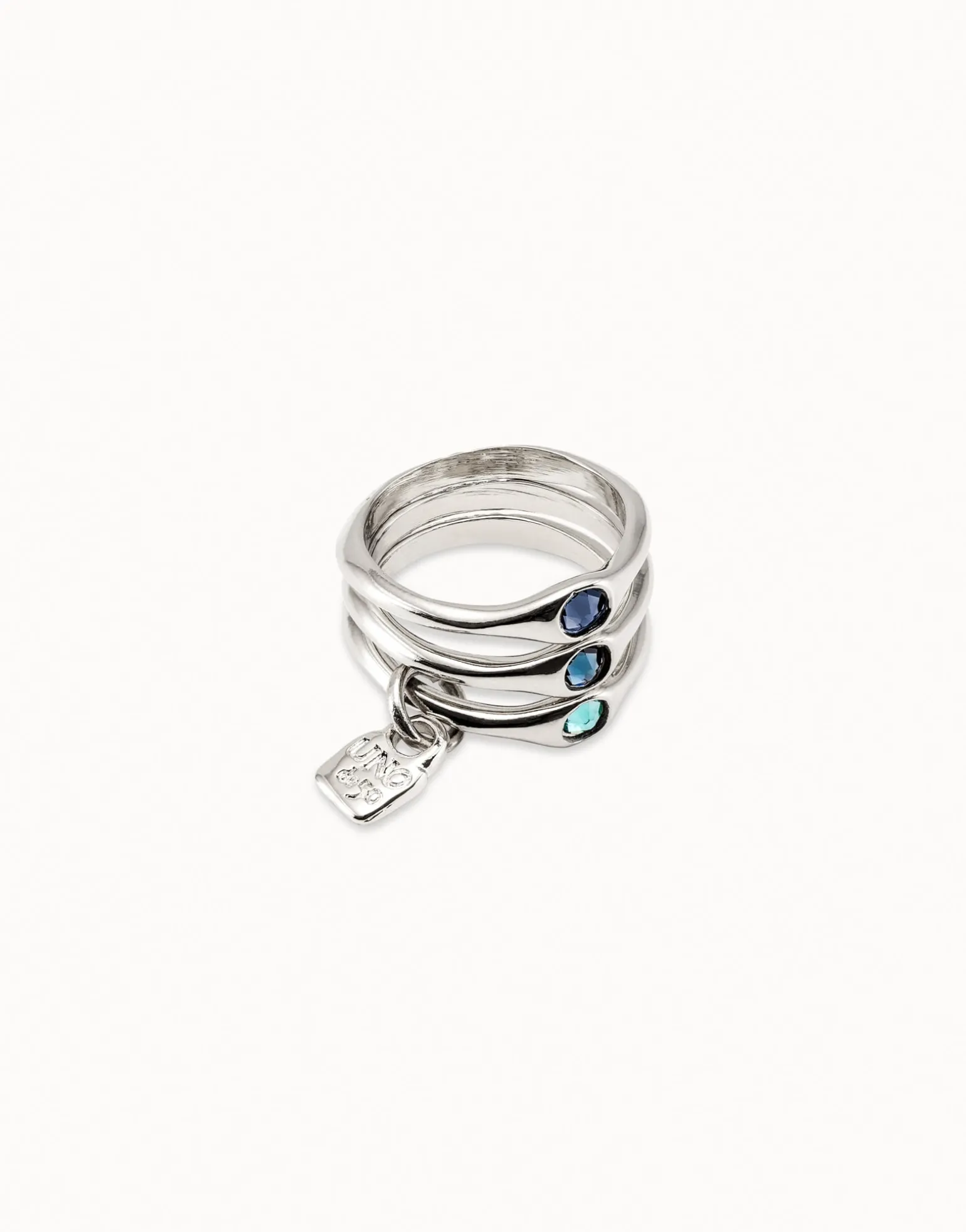 Triple ring with blue crystals