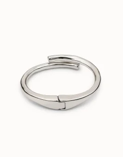 Tubular shaped bangle bracelet